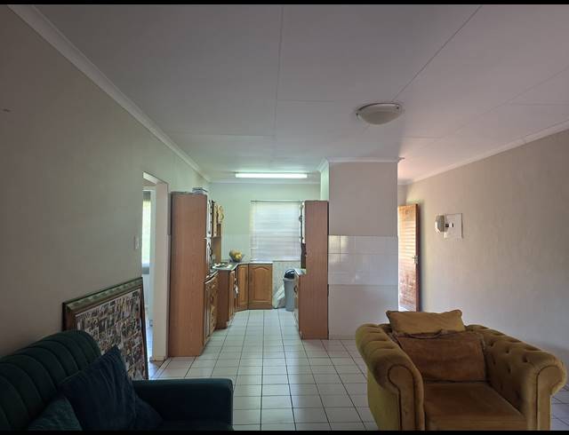 2 BEDROOM APARTMENT FOR SALE IN SAFARI GARDENS